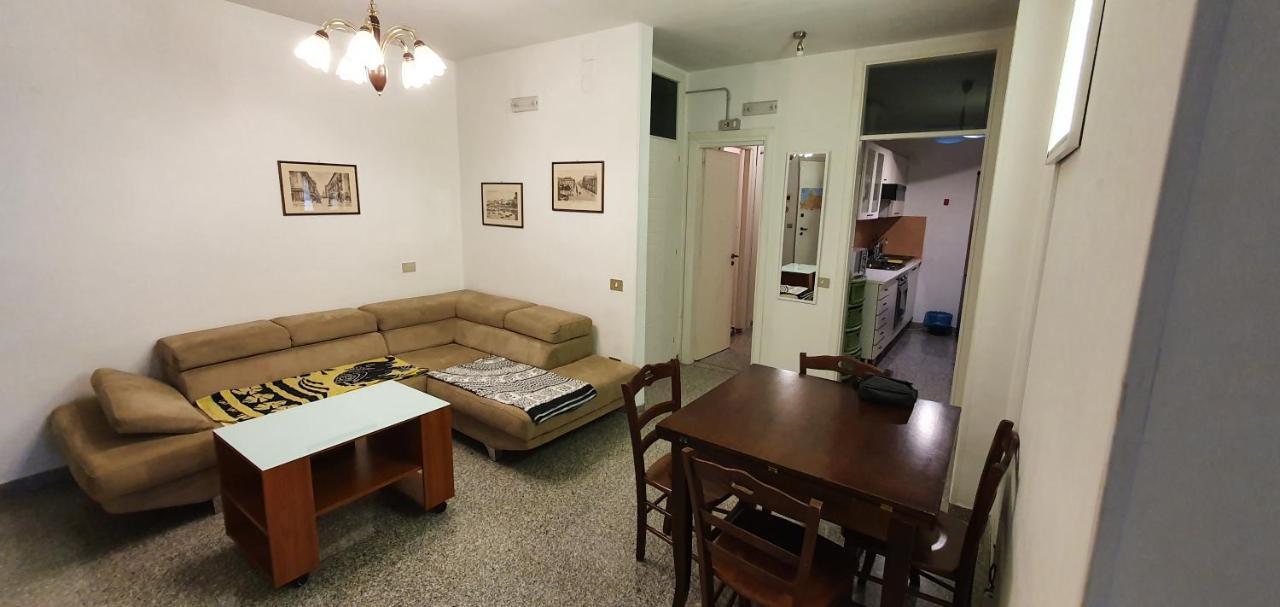 בארי Castle Area Old Town Flat With Terrace And 2 Rooms מראה חיצוני תמונה